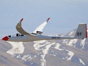 
Le programme transnational d Airbus   Wing of Tomorrow » a livré avec succès un premier prototype d aile pleine grandeur ou