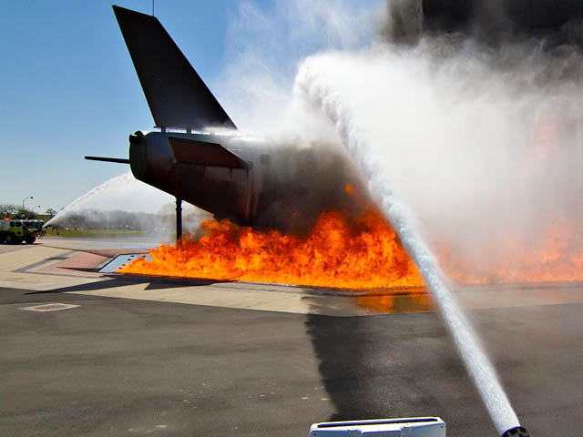 air-journal_dallas A380 pompiers
