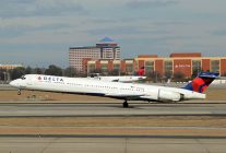 
Deux avions Boeing, l’un d’All Nippon Airways et l’autre de Delta Air Lines, sont entrés en collision dimanche soir dans u
