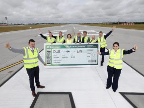 
L’aéroport de Dublin a inauguré sa nouvelle piste nord, 10L/28R, qui doit faciliter l’accès d’avions plus gros et augmen