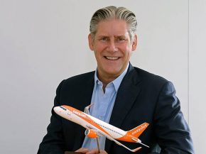 
EasyJet a annoncé que son directeur général Johan Lundgren quittera ses fonctions au début de l année 2025.
Après sept ans 