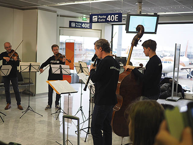 EasyJet en France : 16 nouveautés, deux Airbus et l’UNICEF 26 Air Journal