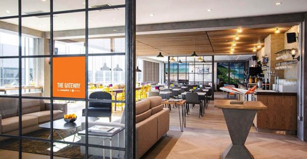 
La compagnie aérienne low cost easyJet ouvrira mercredi à l’aéroport de Londres-Gatwick son premier salon, pour accompagner 