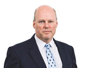 
La compagnie aérienne low cost easyJet a nommé le financier Stephen Hester au poste de président du Conseil d’administration