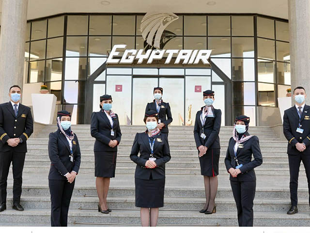 Nouveaux uniformes pour les PNC d’Egyptair 21 Air Journal