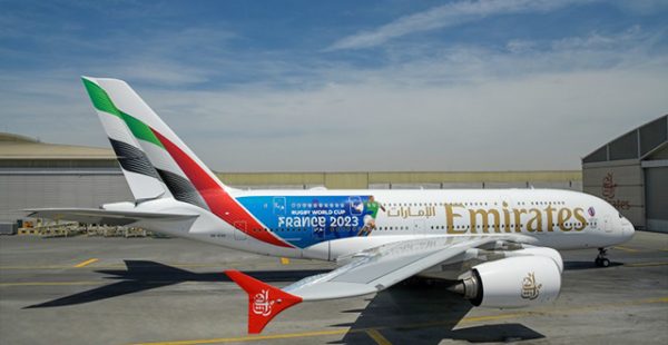 
A l’occasion de la Coupe du monde de rugby qui débute en France cet automne, la compagnie aérienne Emirates Airlines a revêt