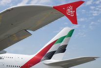 
Emirates offre à bord en Première classe et en classe Affaires une nouvelle collection de trousses de confort exclusives de la 