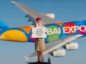 
La compagnie aérienne Emirates Airlines a transporté de Melbourne à Dubaï le joueur de tennis Novak Djokovic, expulsé d’Au