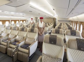 
La compagnie aérienne Emirates Airlines va installer sa cabine Economy Premium dans 52 Airbus A380 supplémentaires et 53 Boeing