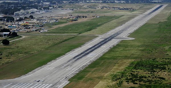 
Le principal aéroport d’Haïti a été fermé à tout trafic aérien mercredi, suite à l’assassinat du Président Jovenel M