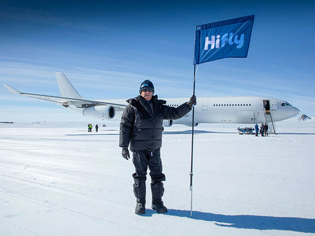 air-journal_hifly-a340-antarctique%C2%A9Marc-Bow-Hi-Fly-1.jpg