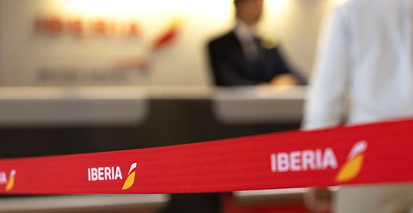 
Les services au sol de la compagnie nationale espagnole serviront plus d un million de passagers lors du premier weekend des vaca