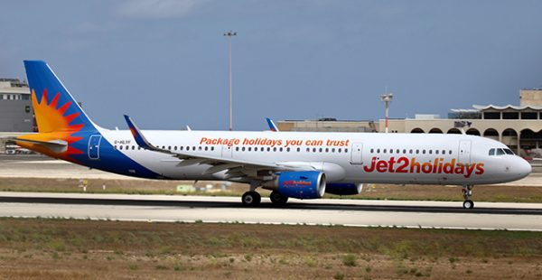 
La compagnie aérienne low cost Jet2.com a elle aussi suspendu tous ses départs et séjours vers l’île de Rhodes, les avions 
