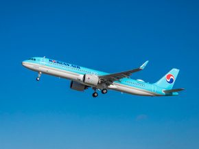 
Korean Air a dévoilé de nouveaux uniformes écologiques pour ses employés de maintenance, de l aérospatiale, du fret et de l 
