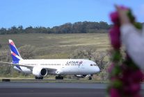 
La compagnie aérienne LATAM Airlines Chile a relancé sa liaison commerciale entre Santiago du Chili et l’aéroport de Rapa Nu