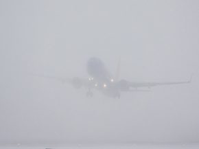 
La nouvelle tempête de neige qui traverse les Etats-Unis a forcé les compagnies aériennes à annuler près de 3000 vols intér