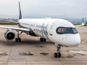 
La nouvelle compagnie aérienne low cost Northern Pacific Airways a dévoilé sa livrée et son premier avion, un Boeing 757-200 