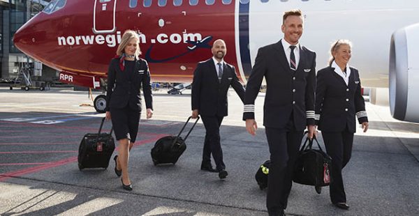 
La compagnie aérienne low cost Norwegian Air Shuttle ouvrira en avril une base à Stockholm-Arlanda, où elle a lancé le recrut