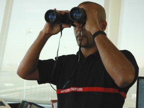 
En raison d un mouvement social des pompiers, 10% des vols au départ ou à l arrivée de Paris-Charles de Gaulle sont annulés c