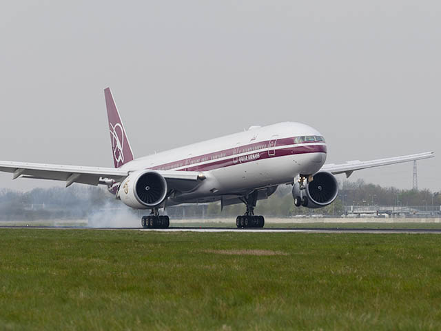 Qatar Airways: Return to Geneva and Retro Dress (Video) 4 Air Journal