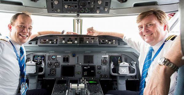 
Le monarque néerlandais Willem-Alexander était aux commandes mercredi d’un vol de la compagnie aérienne KLM Royal Dutch Airl
