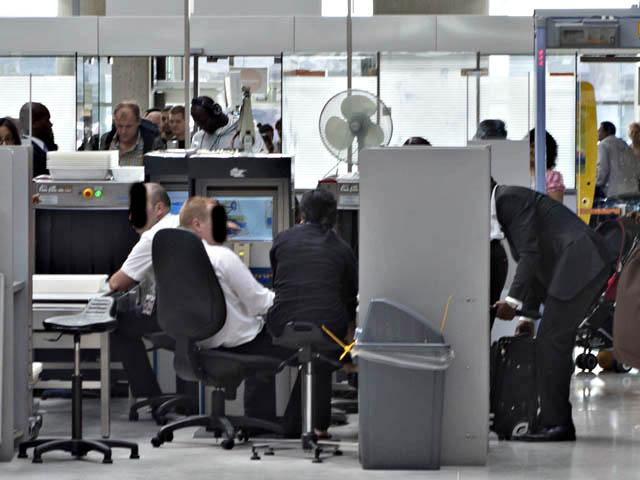 Grèves dans les aéroports en juillet : Paris-CDG et Marseille visés 41 Air Journal