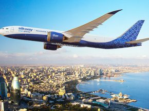 
La compagnie aérienne Silk Way West Airlines a finalisé sa commande de deux 777-8F avec des options pour deux autres, alors que