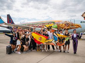 
Le festival Tomorrowland réunira à nouveau demain le monde entier à Boom, la compagnie aérienne Brussels Airlines ayant mis e
