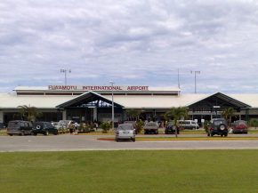 
L’étendue des dégâts est toujours incertaine dans le principal aéroport des îles Tonga, où l’éruption dans la nuit de 