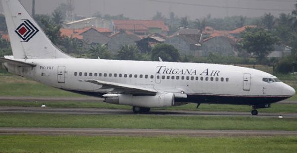 
Un avion de la compagnie aérienne Trigana Air Service a fini son atterrissage à Jakarta sur le ventre, sans faire de blessé. L
