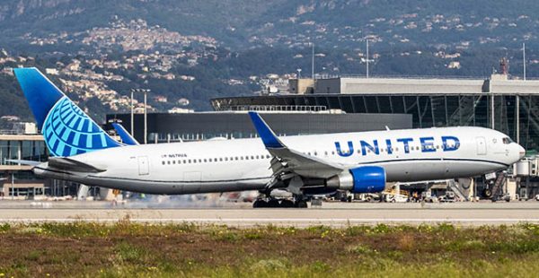 
La compagnie aérienne United Airlines a inauguré une nouvelle liaison saisonnière entre Nice et New York, tandis qu’en Frenc