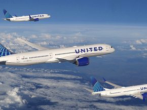 
United Airlines demande à ses pilotes de prendre congé en mai en raison de retards dans la réception des nouveaux avions que l