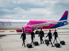 
La compagnie aérienne low cost Wizz Air va réduire de 5% supplémentaires son programme de vols estival, afin d’éviter les a