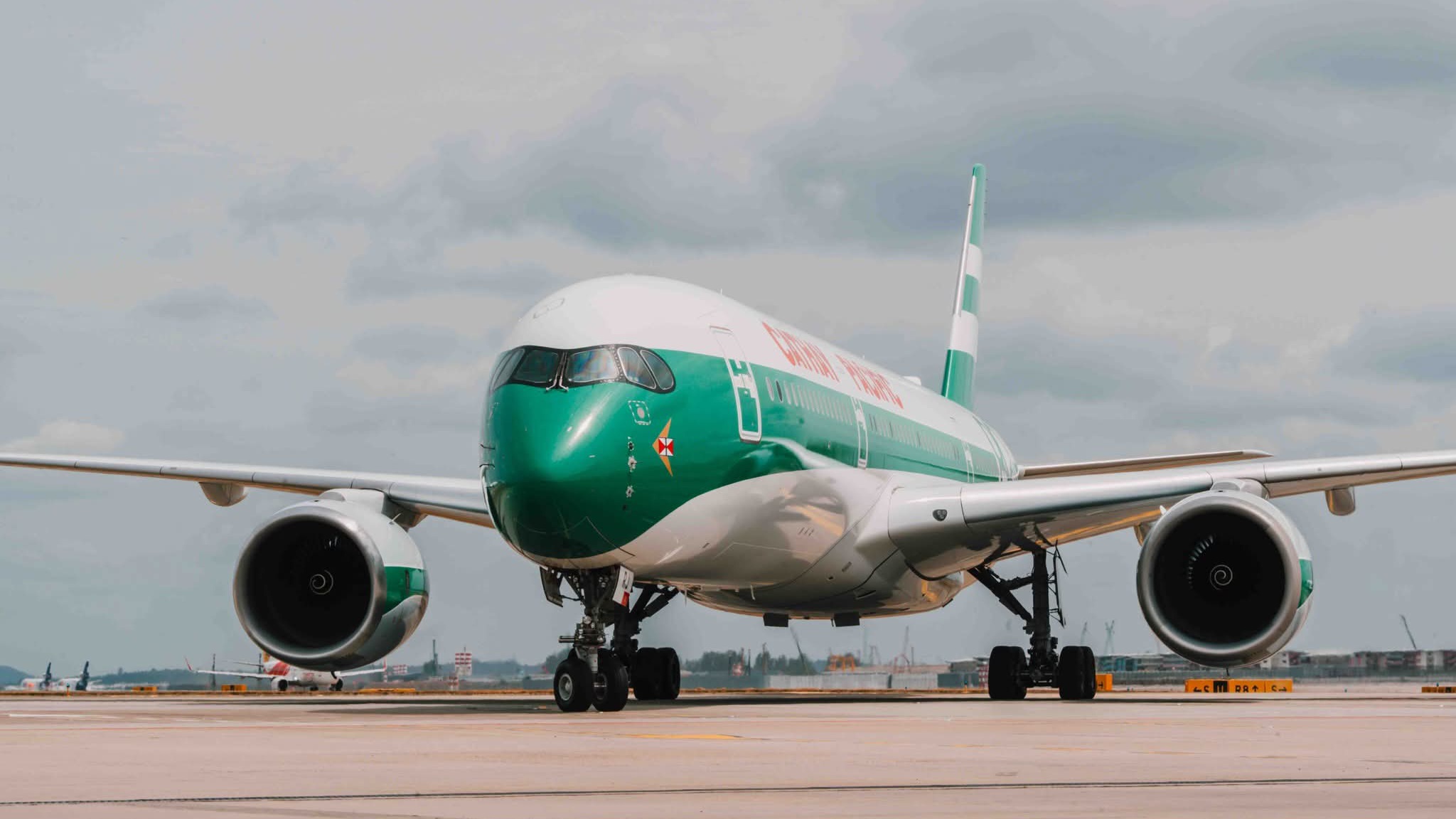 Un A350 de Cathay Pacific intercepté par des chasseurs de l’OTAN après une erreur radio 1 Air Journal