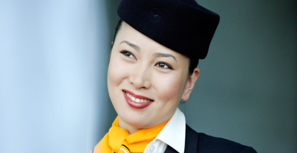 
Le personnel de cabine qui souhaite évoluer chez Lufthansa devra se qualifier en tant que consultant spécialisé en gestion des