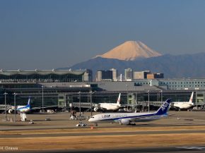 


Japan Airlines (JAL) a lancé une expérimentation inédite de carburant alternatif dans ses opérations au sol, en utilisant u