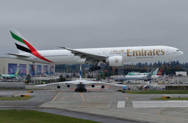 Emirates réceptionne son dernier B777-300ER en commande 1 Air Journal